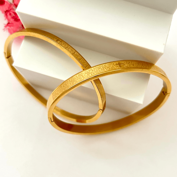 Bracelete Dourado 4mm Oração do Pai Nosso em Aço Inoxidável