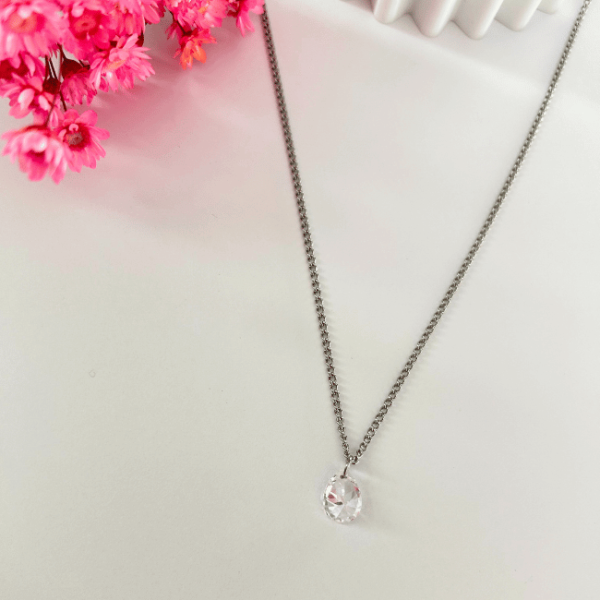 Colar em Aço Inoxidável com Ponto de Luz Gota